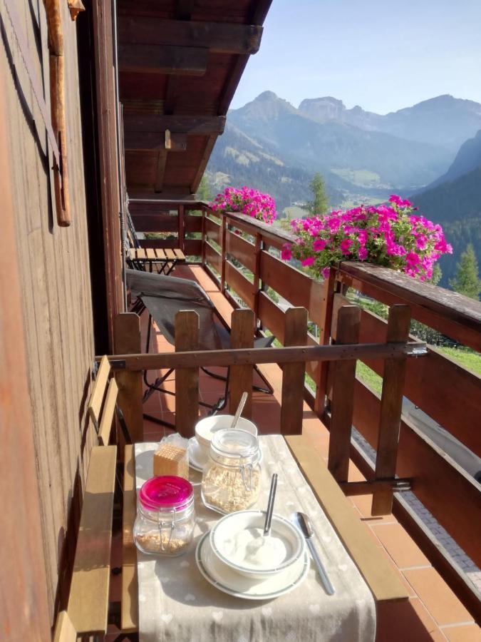 Chalet Relax Pozza di Fassa Exterior photo