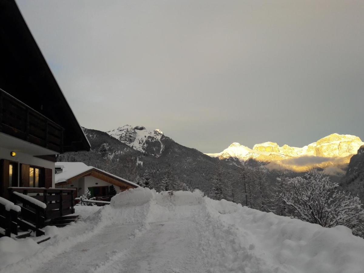 Chalet Relax Pozza di Fassa Exterior photo