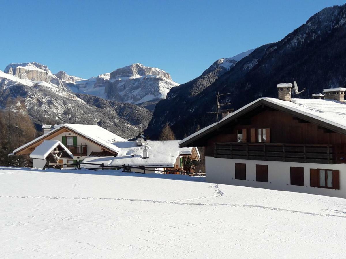 Chalet Relax Pozza di Fassa Exterior photo